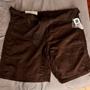 NEW Gap Belted light linen blend shorts